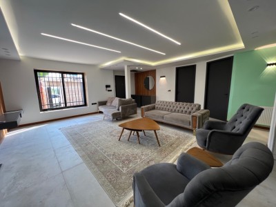 ویلای دو خوابه استخردار