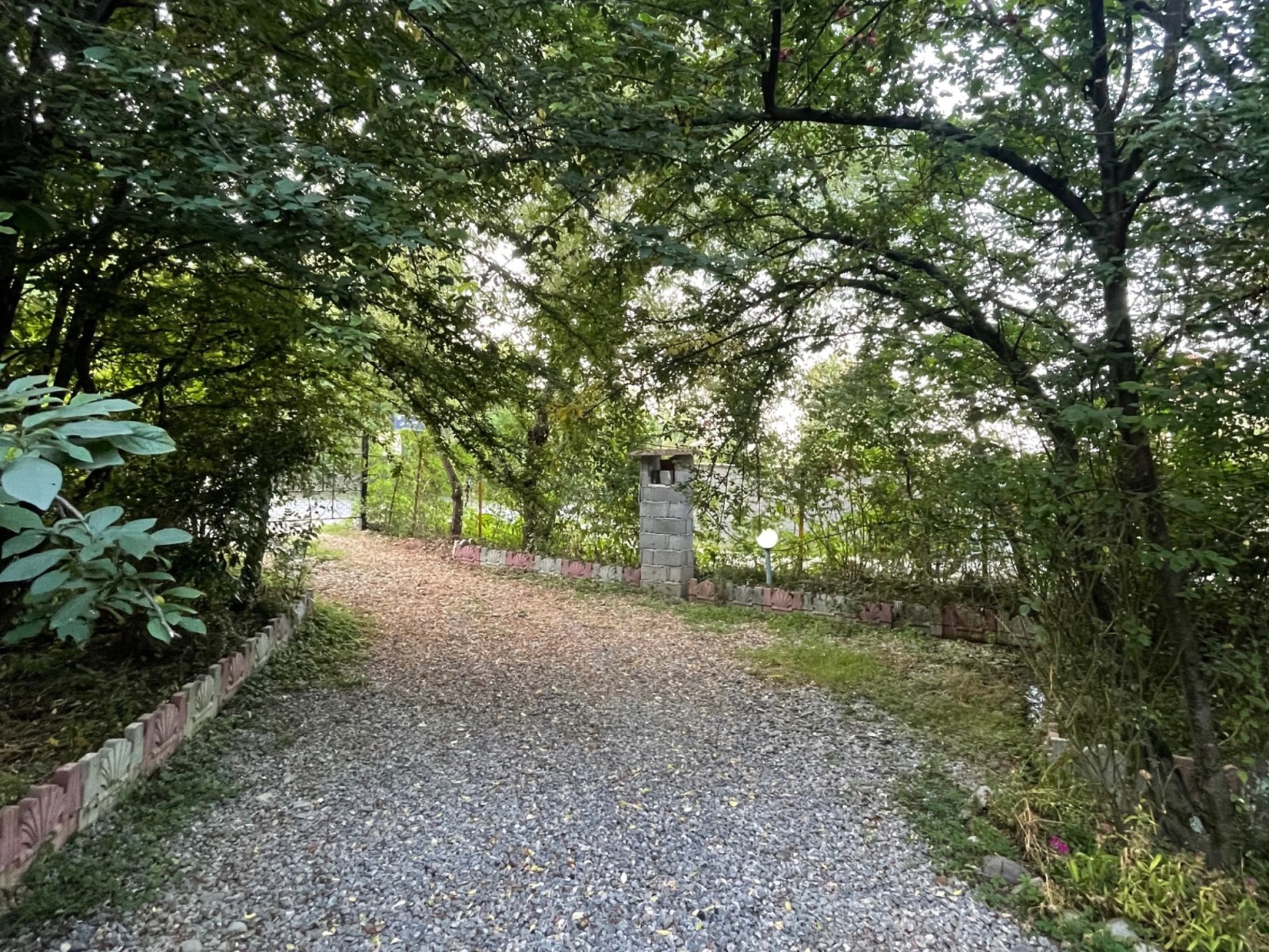 نمای بیرونی ساختمان