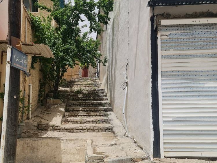 نمای بیرونی ساختمان