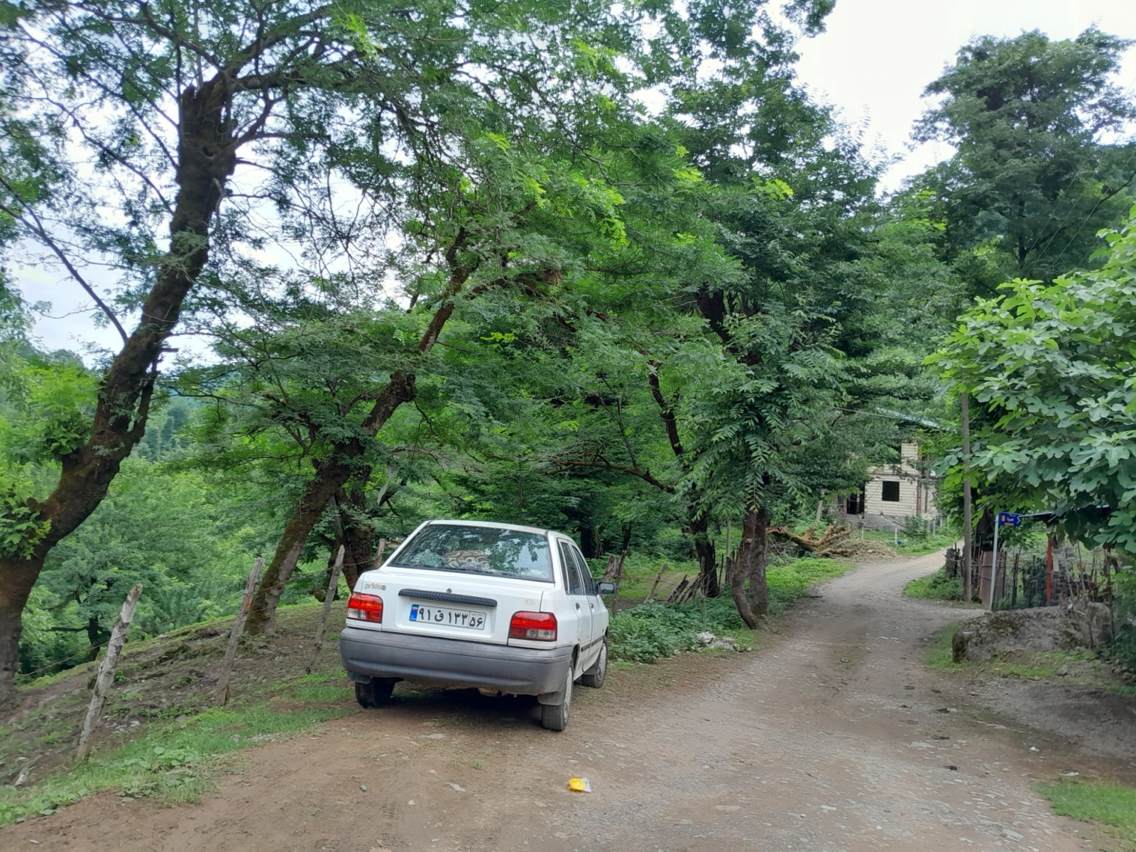 نمای بیرونی ساختمان