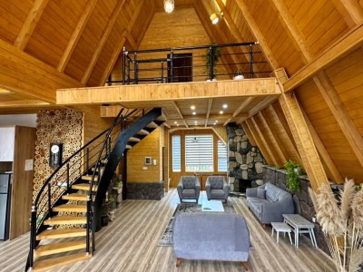 کلبه سوئیسی استخردار نزدیک به جنگل دالخانی