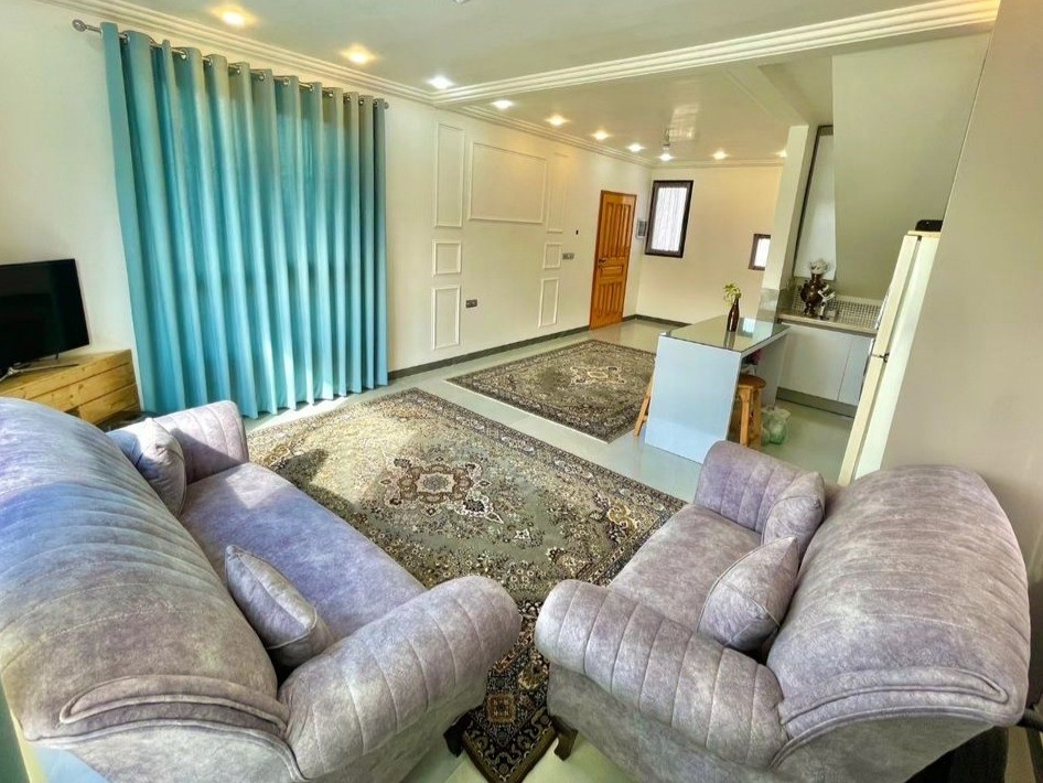 اتاق پذیرایی طبقه همکف اتاق پذیرایی طبقه همکف