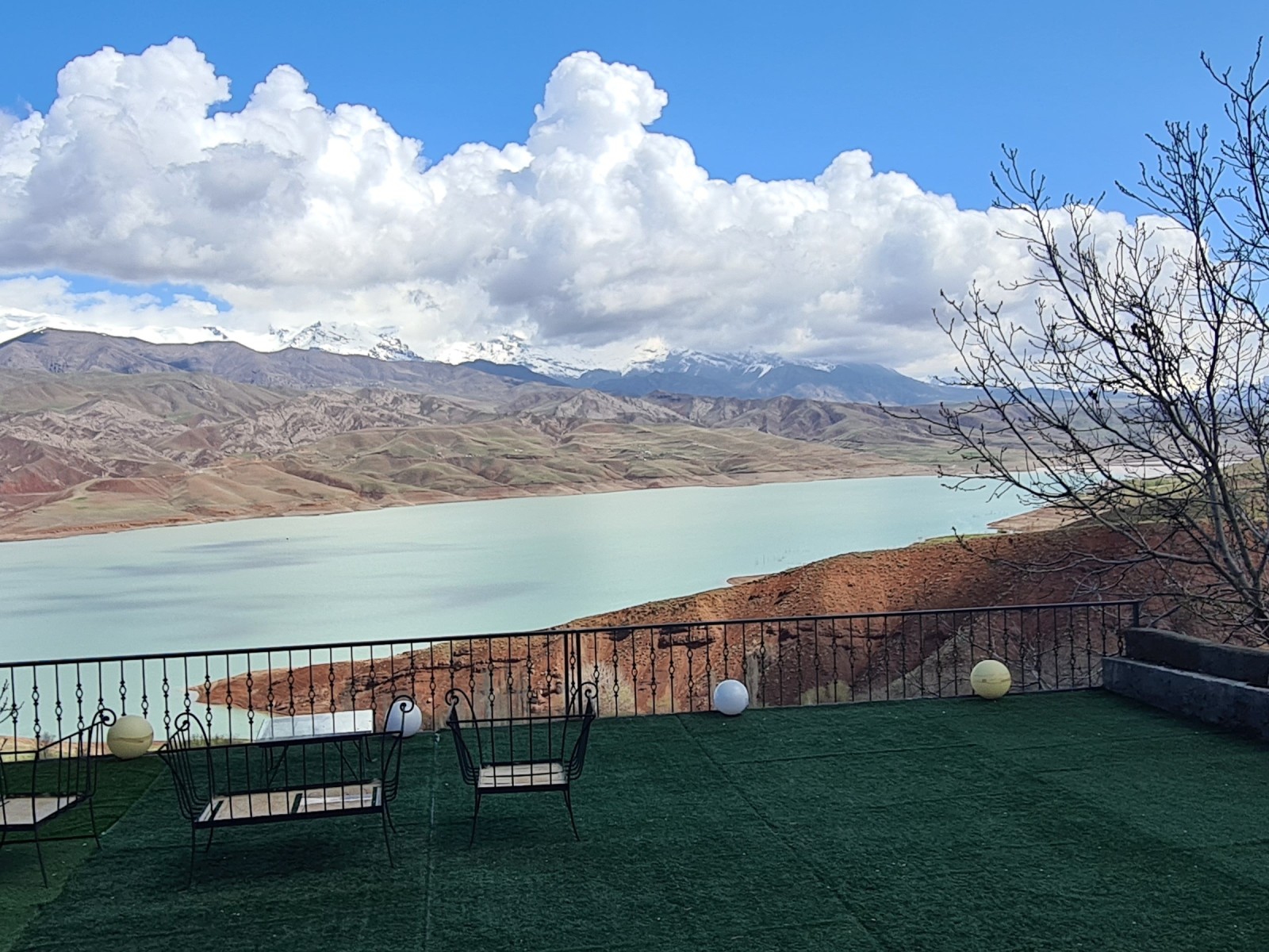 یک روز اکسیژن خالص رو به پدر و مادران خود هدیه بدید