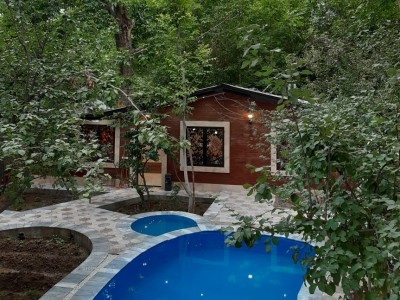 ویلای دوخوابه استخردار نزدیک به رودخانه (باغ به )