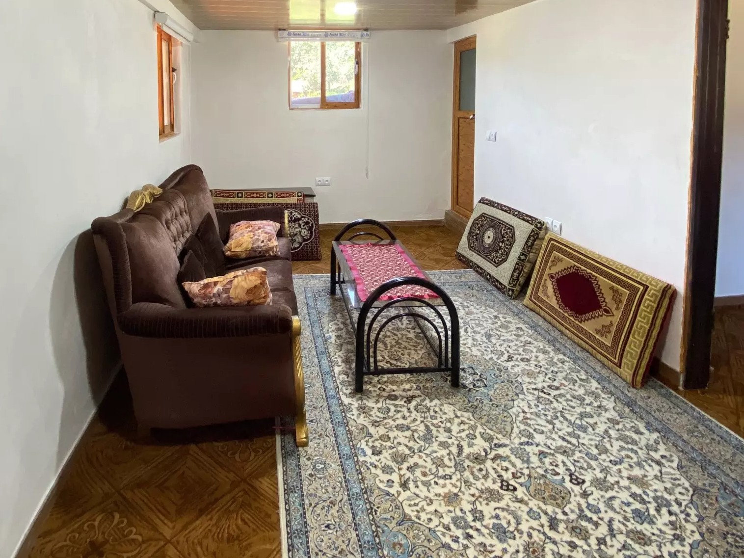 اتاق پذیرایی 1