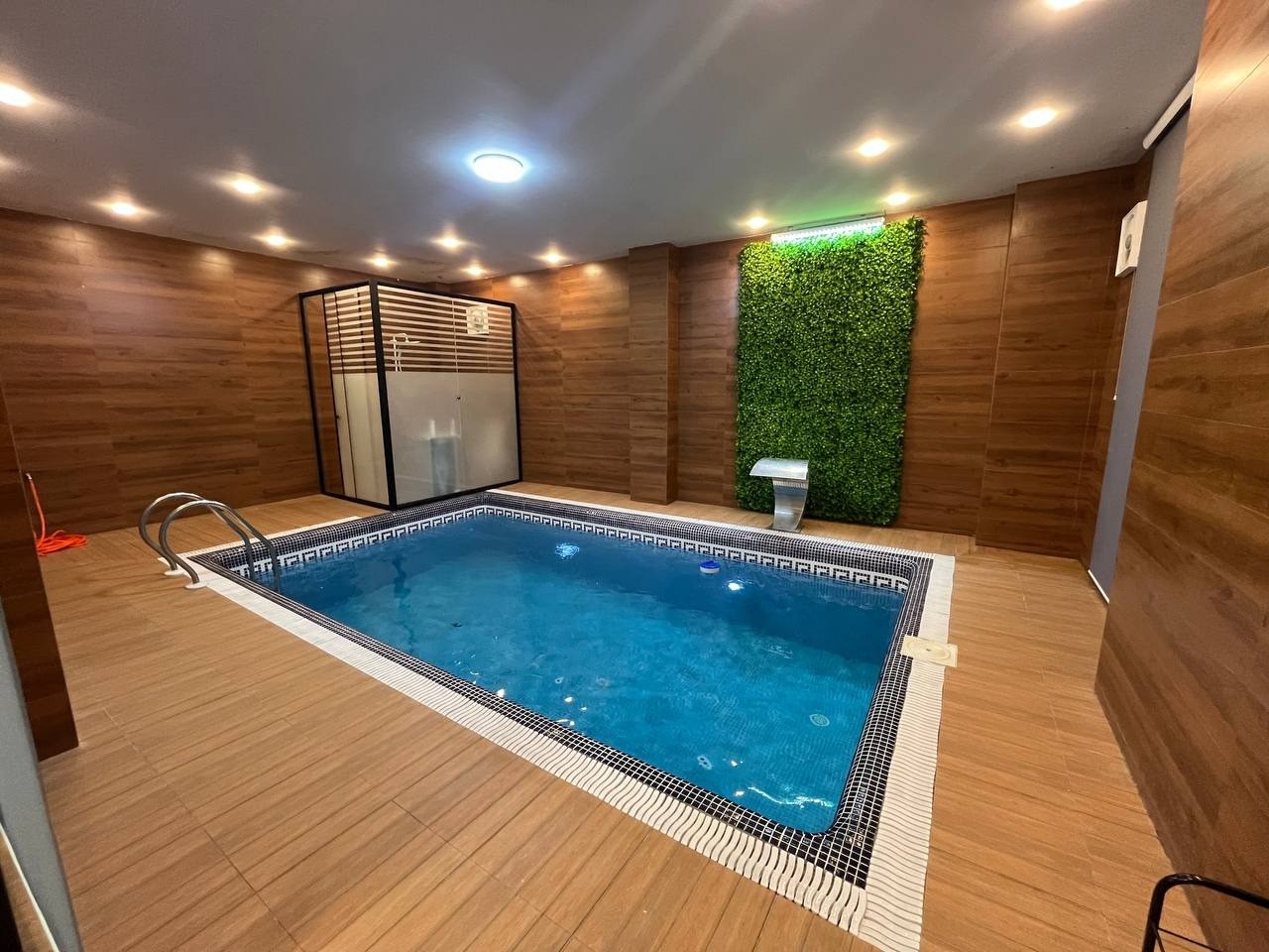 استخر استخر