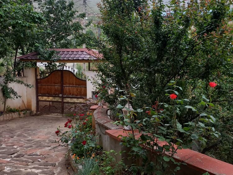 نمای بیرونی ساختمان
