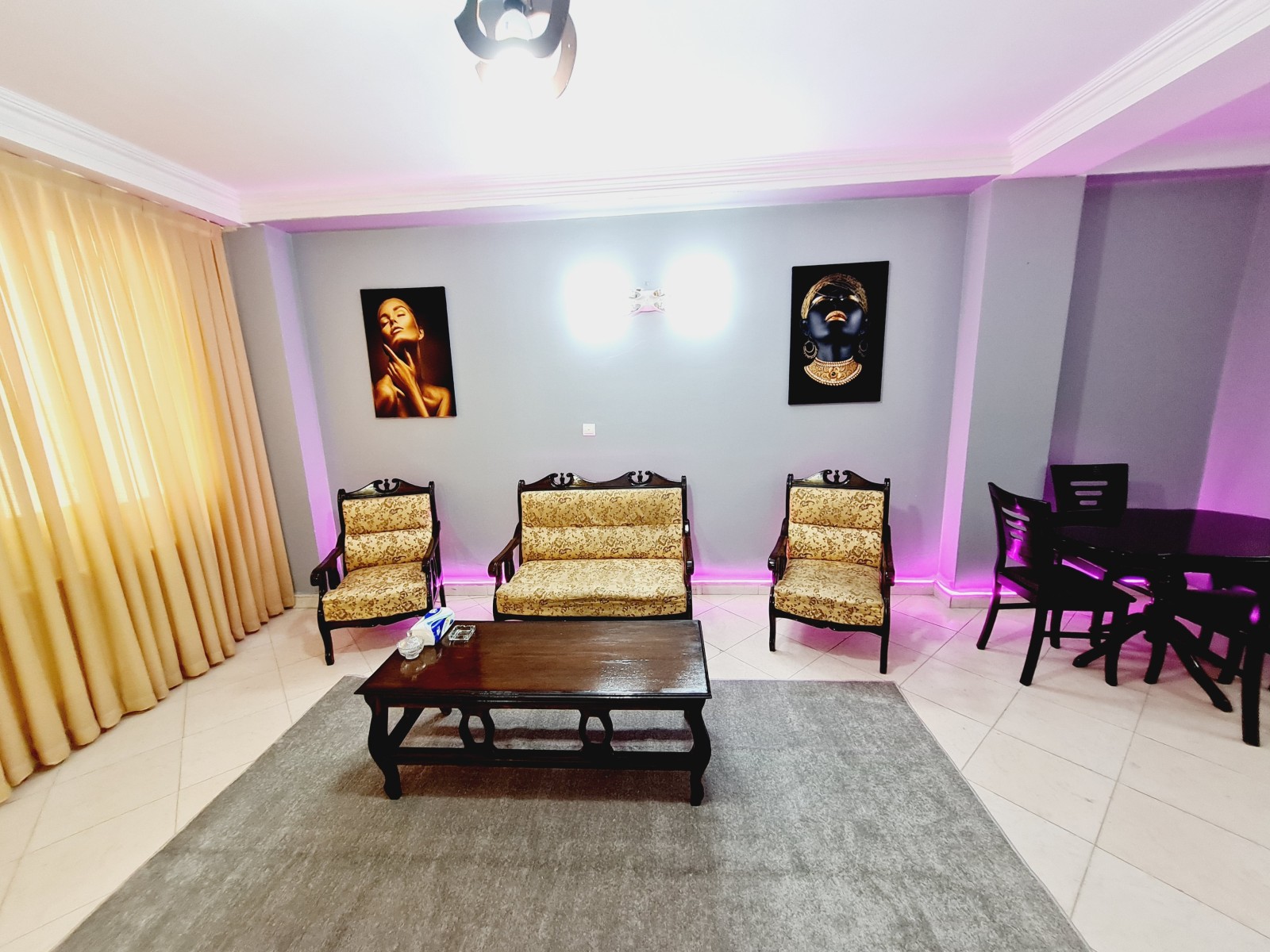 اتاق پذیرایی