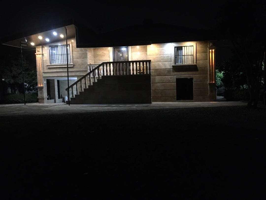 نمای بیرونی ساختمان