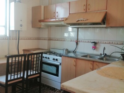 سوئیت یک خوابه با تخت دونفره