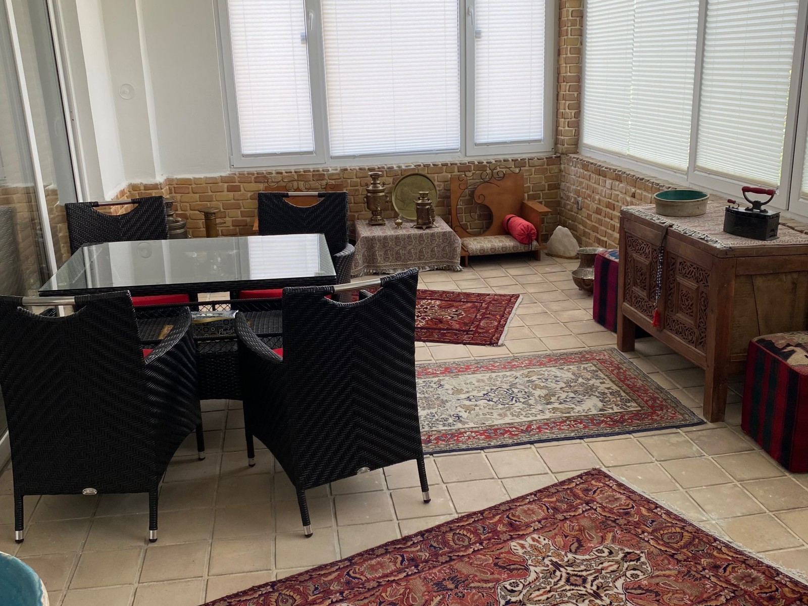 فضای سنتی طبقه دوم