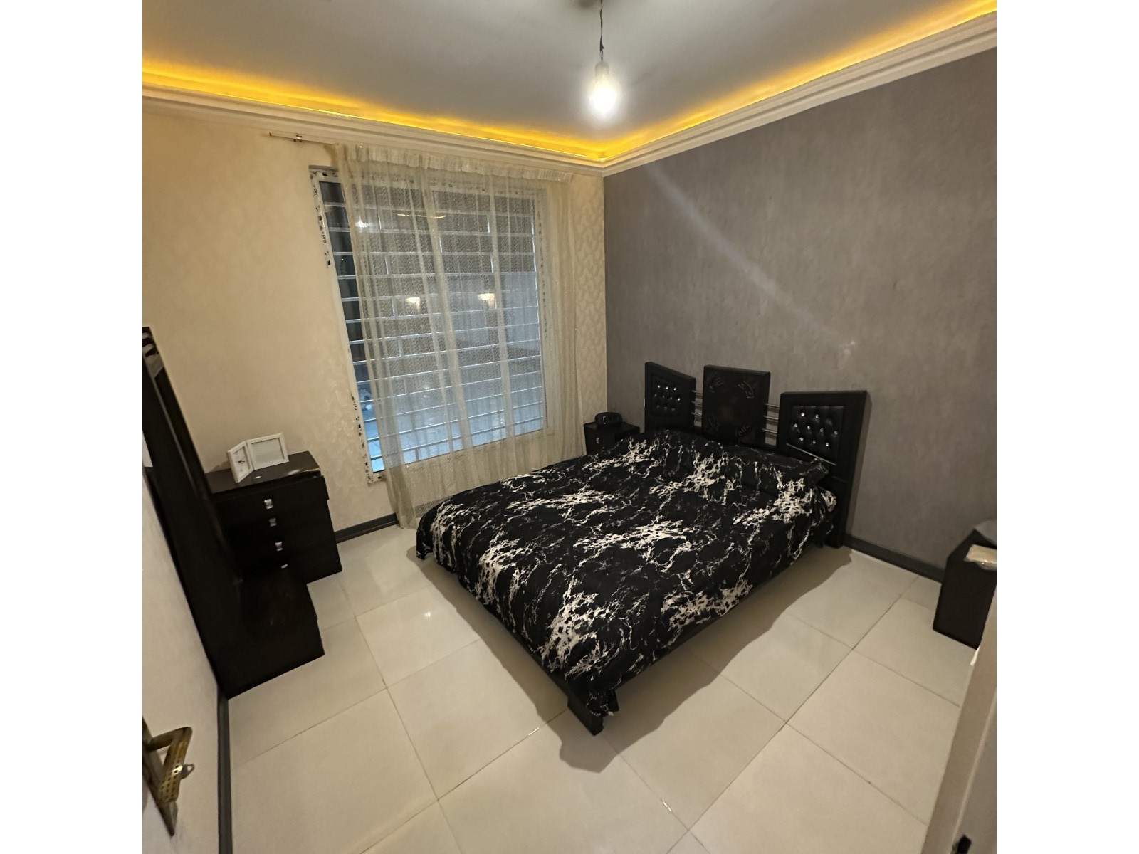 اتاق غیر مستر اتاق غیر مستر