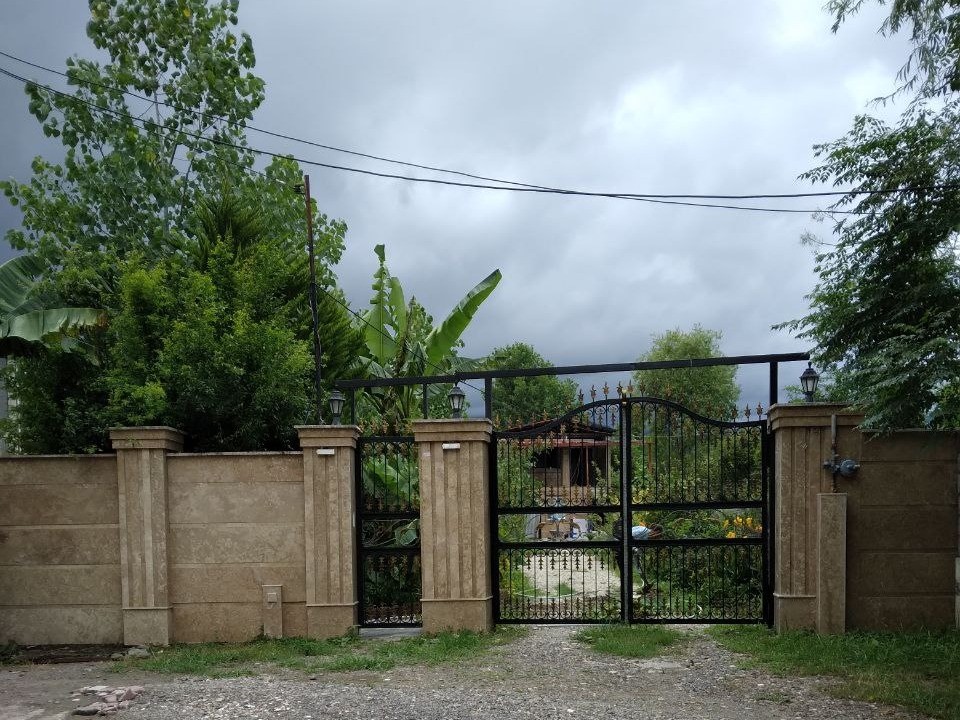 نمای بیرونی اقامتگاه نمای بیرونی اقامتگاه