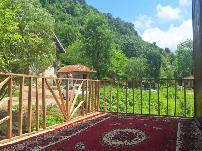 کلبه چوبی دو خوابه