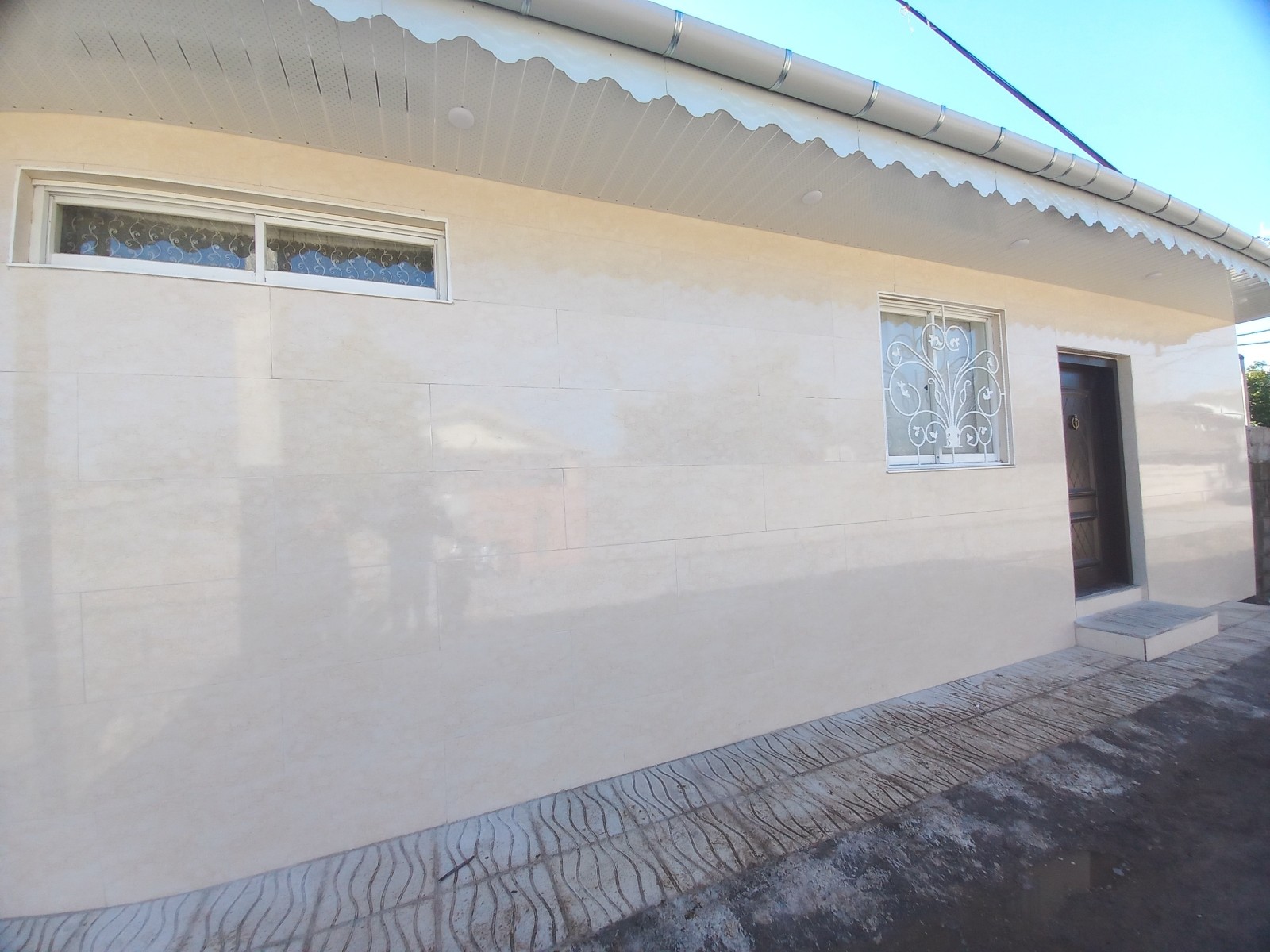 نمای بیرونی ساختمان