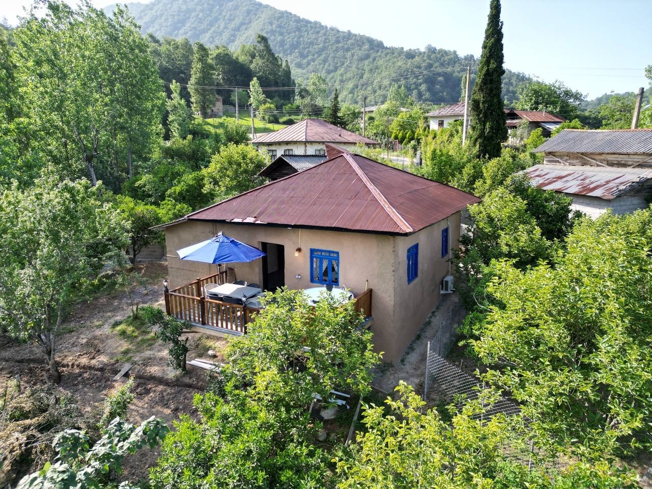 نمای بیرونی ساختمان