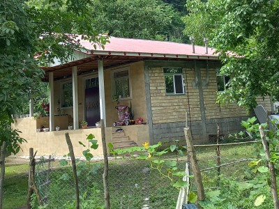 ویلای دوخوابه در دل جنگل