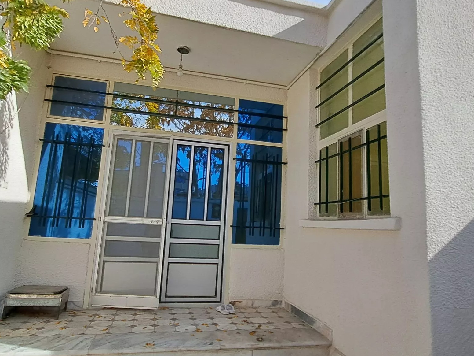 ورودی اقامتگاه