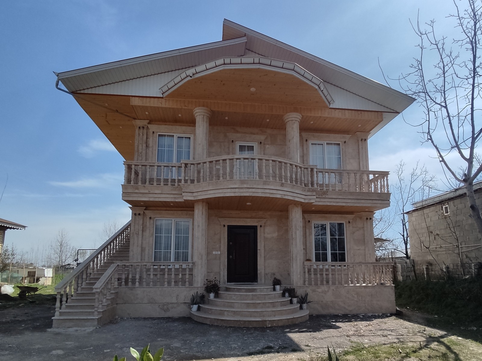 نمای بیرونی ساختمان نمای بیرونی ساختمان