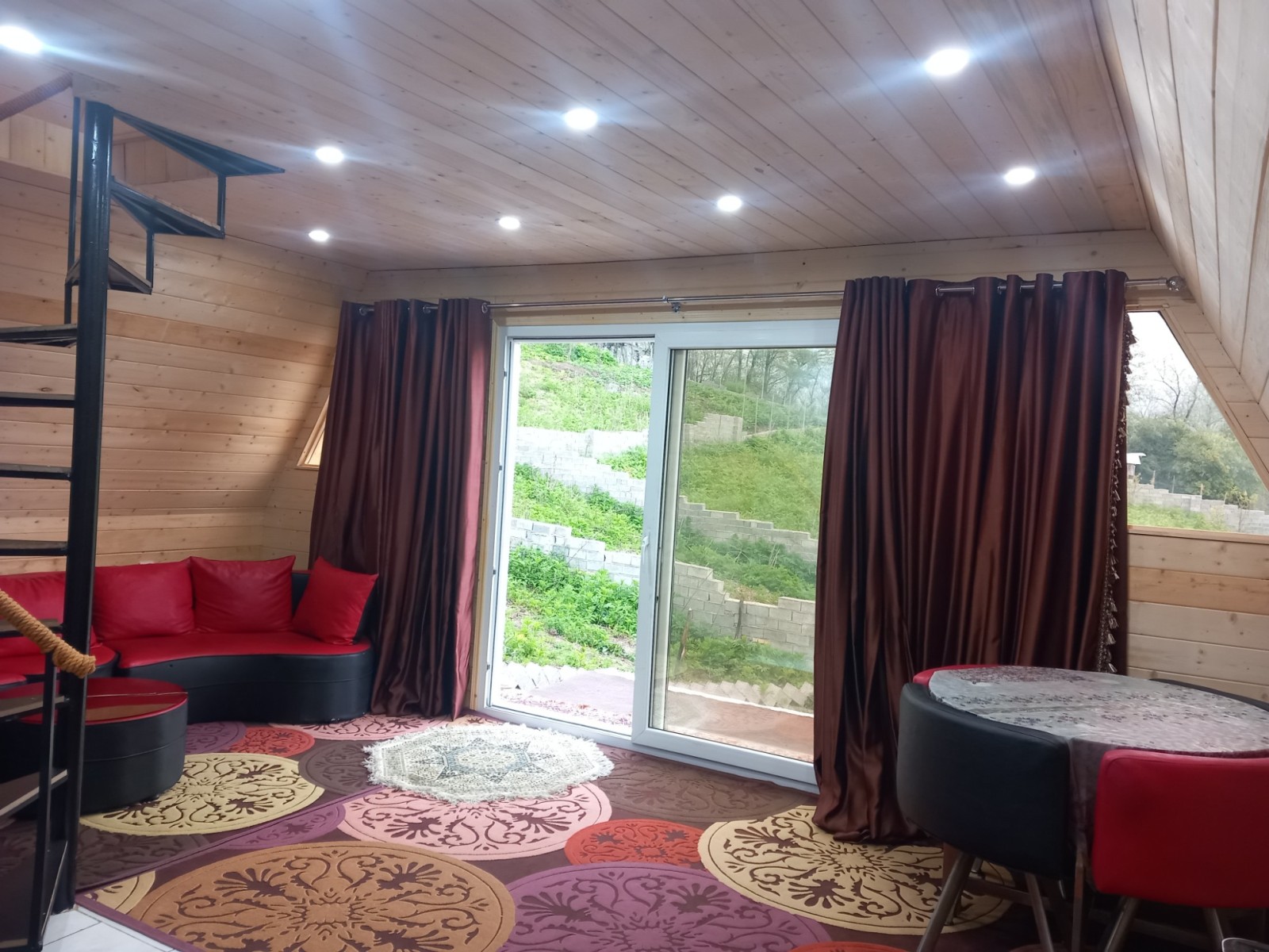 اتاق پذیرایی