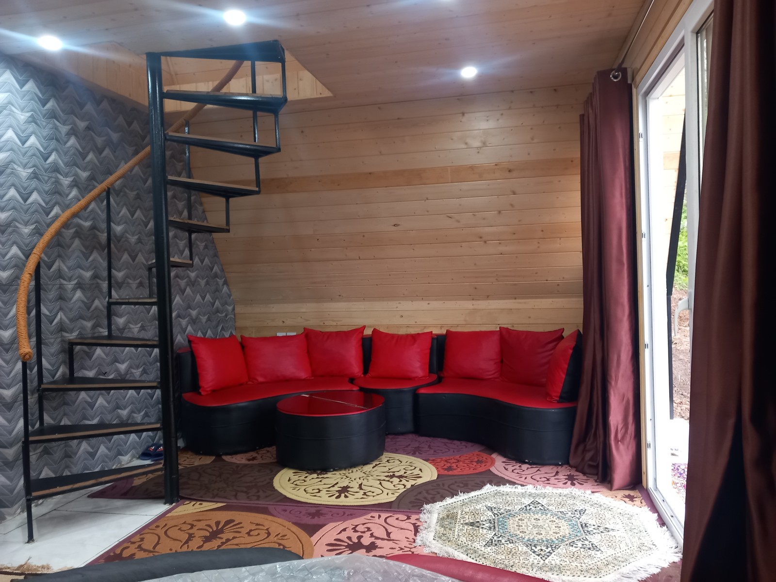 اتاق پذیرایی