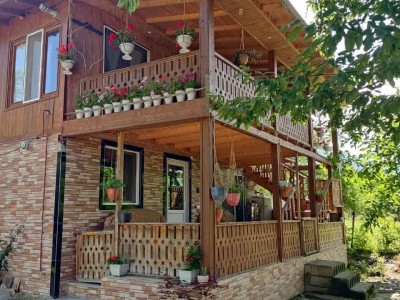 کلبه چوبی خاطره دو خوابه تراس دار