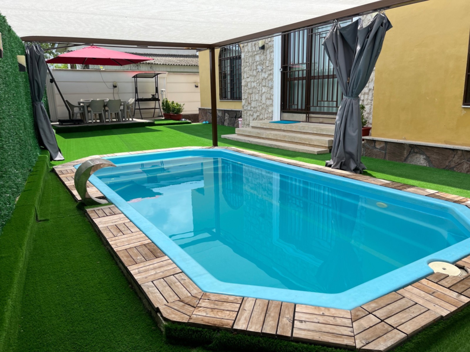 استخر استخر