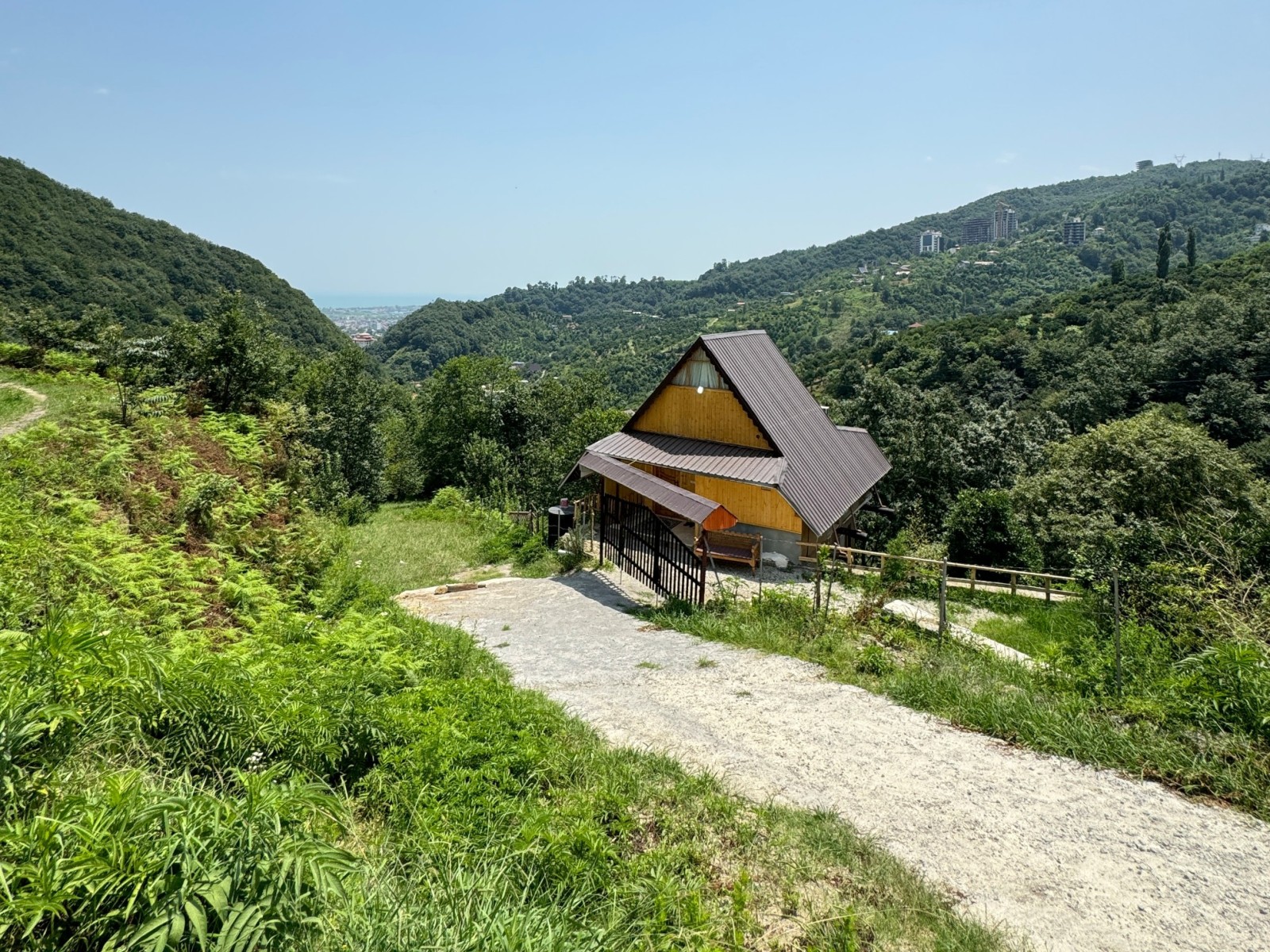 نمای بیرونی ساختمان نمای بیرونی ساختمان