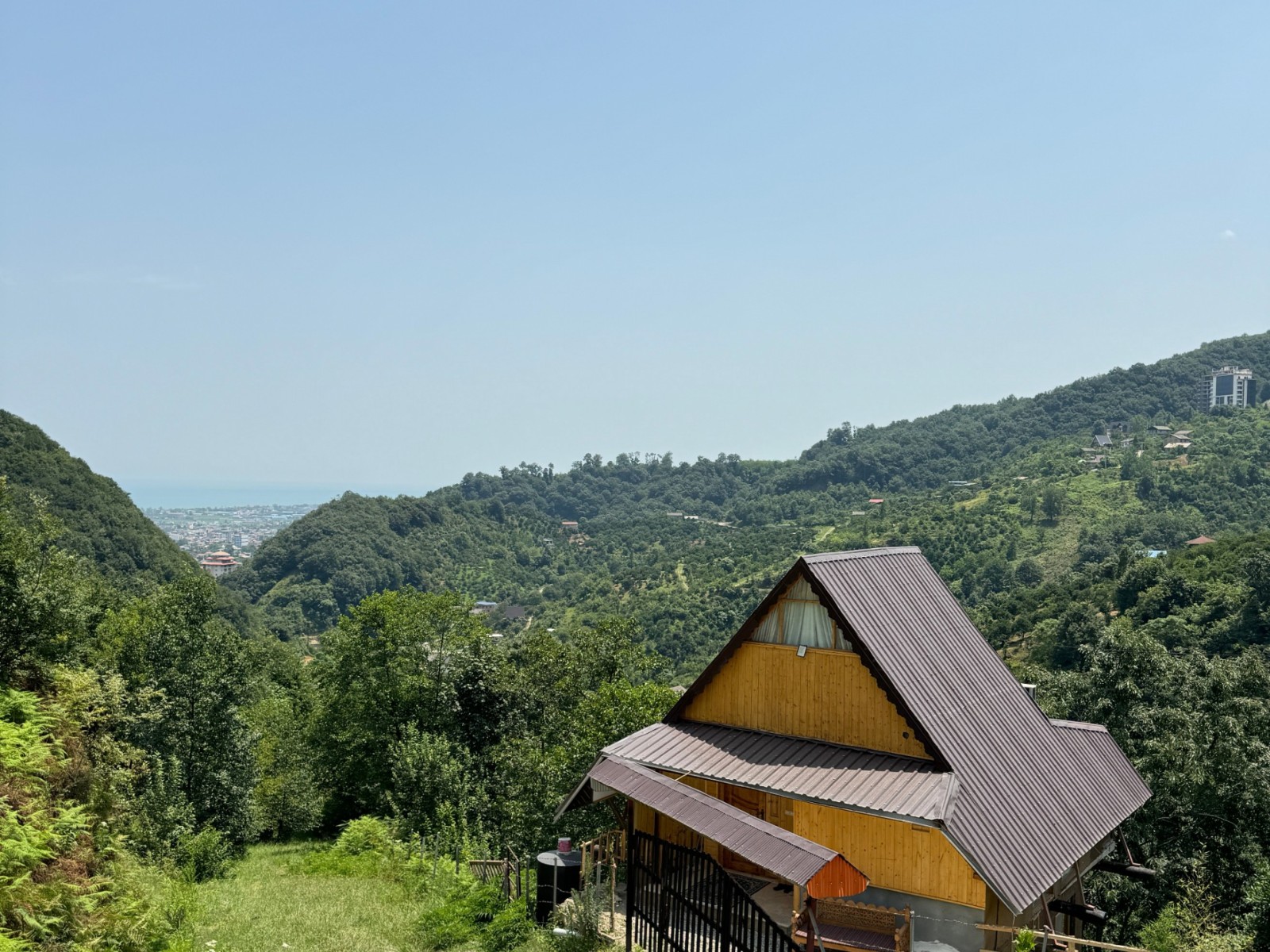 نمای بیرونی ساختمان نمای بیرونی ساختمان