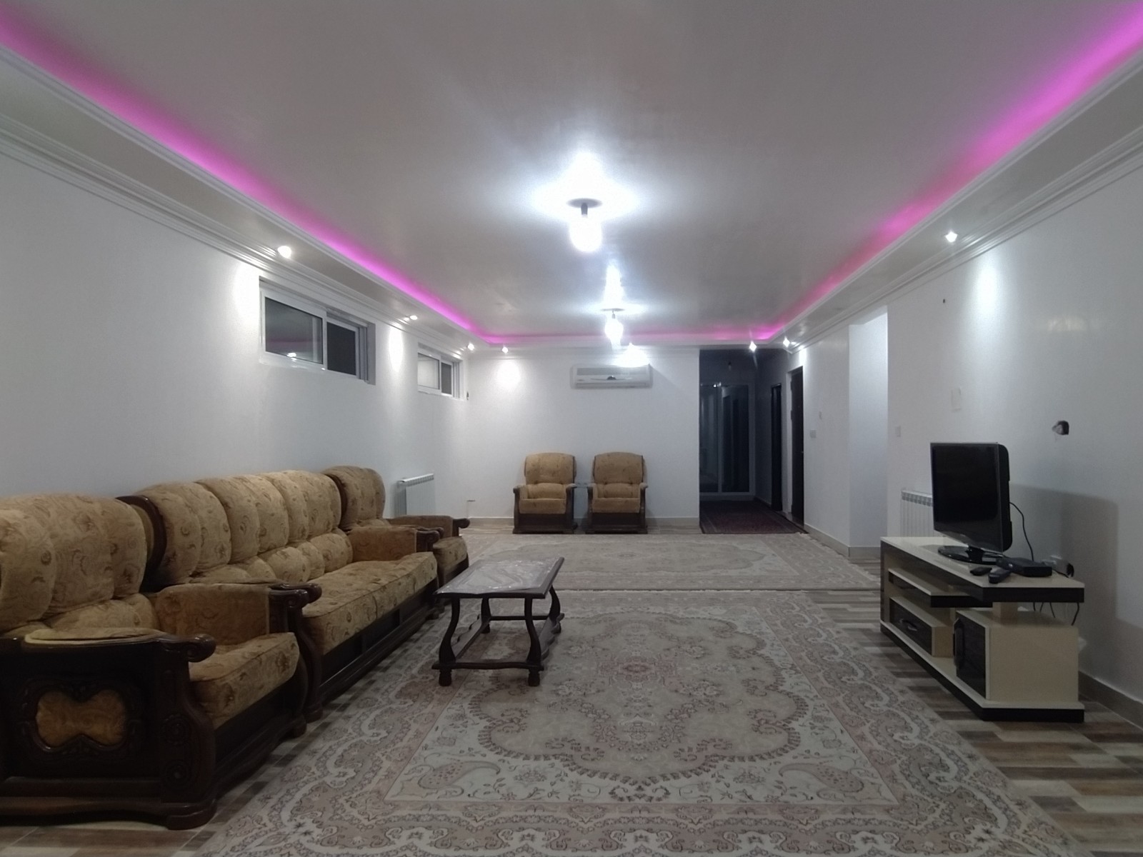 اتاق پذیرایی