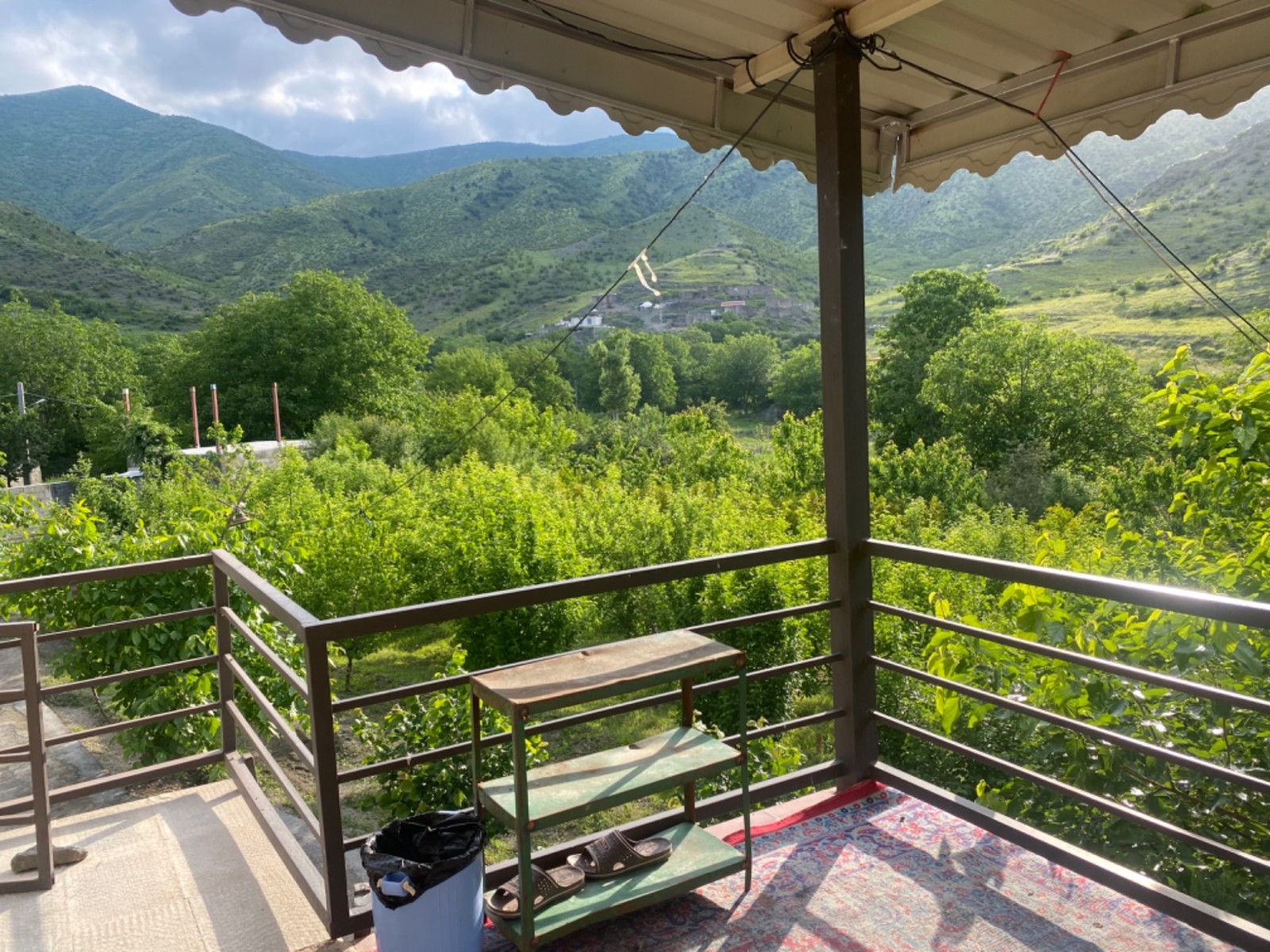 نمای بیرونی ساختمان