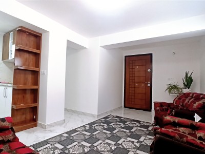 واحد دوخواب زیبا در طبقه همکف