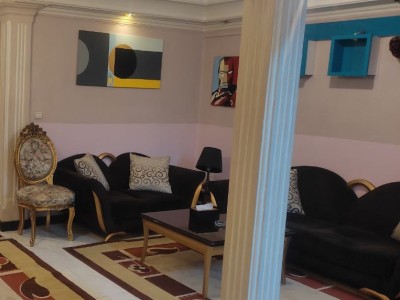 اپارتمان دوخوابه لوکس صادقیه