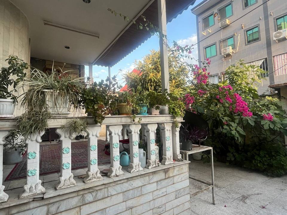 نمای بیرونی ساختمان