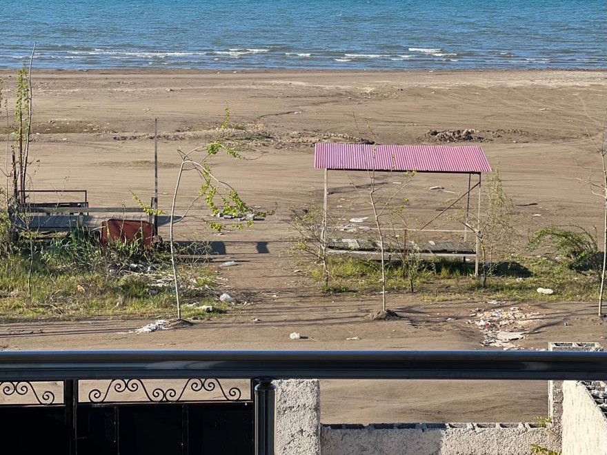 نمای بیرونی ساختمان