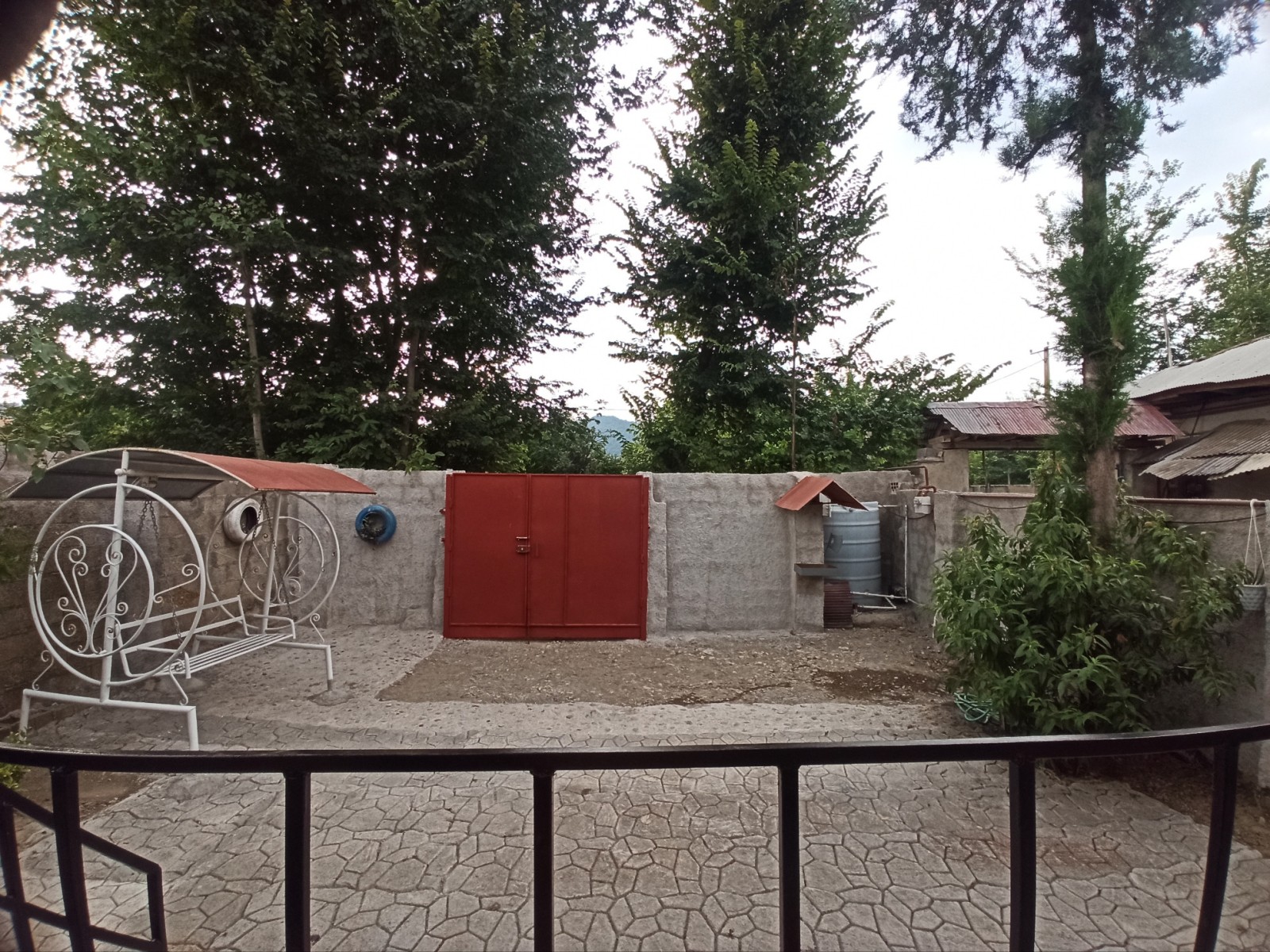 نمای بیرونی ساختمان