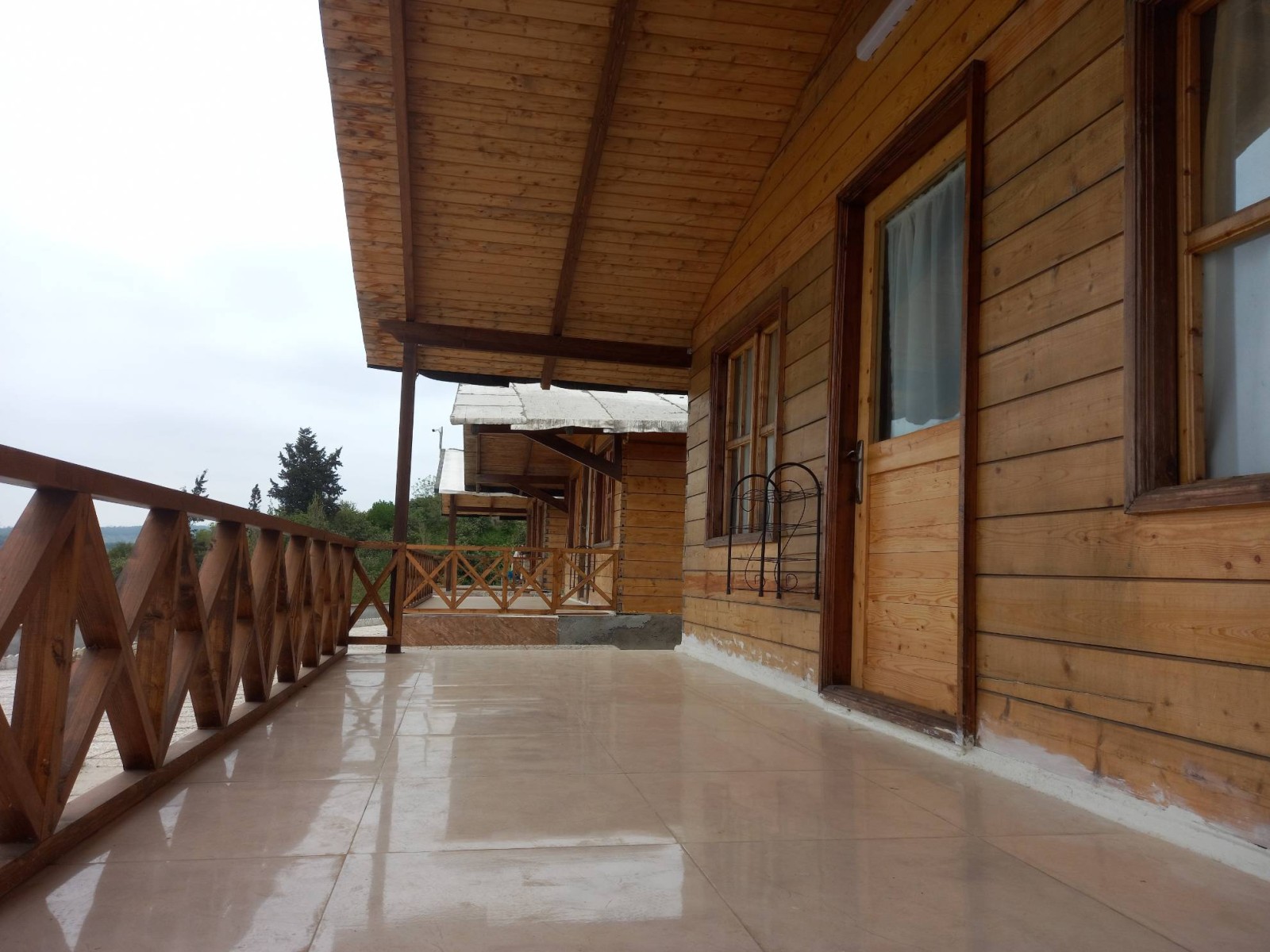 نمای بیرونی ساختمان