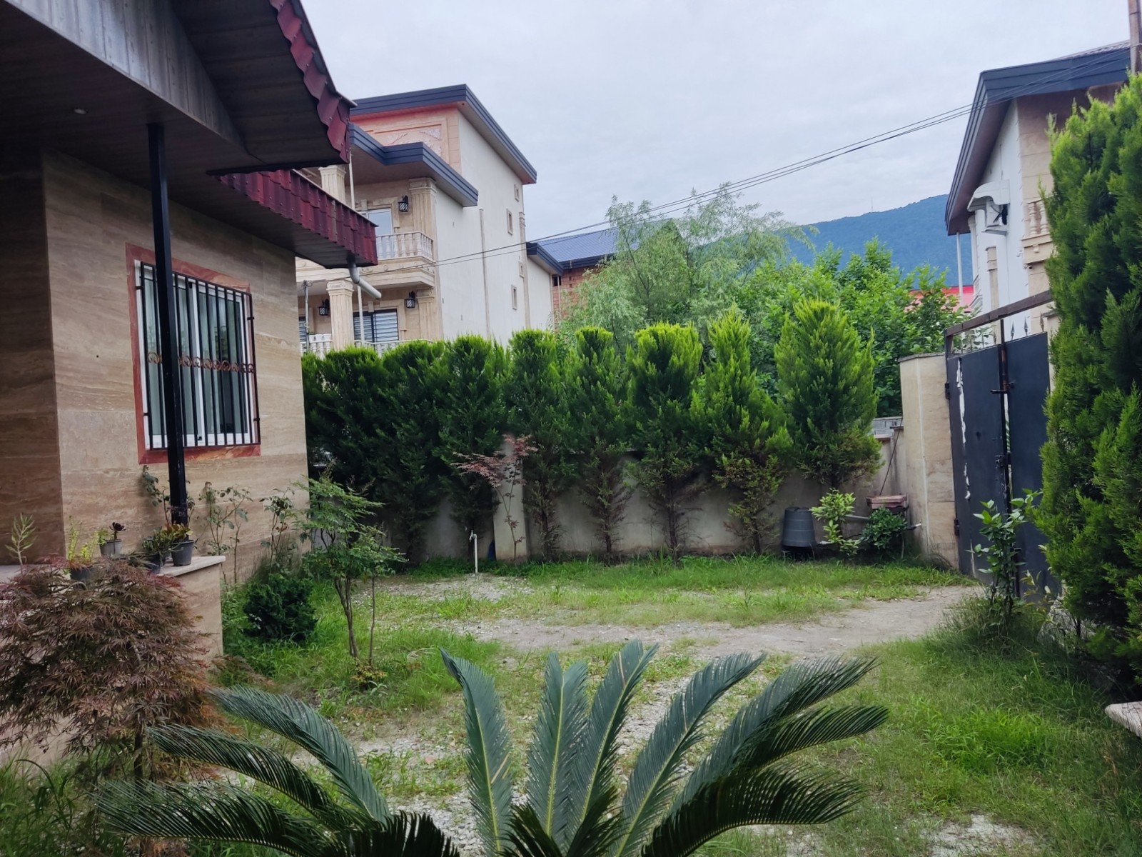 نمای بیرونی ساختمان نمای بیرونی ساختمان