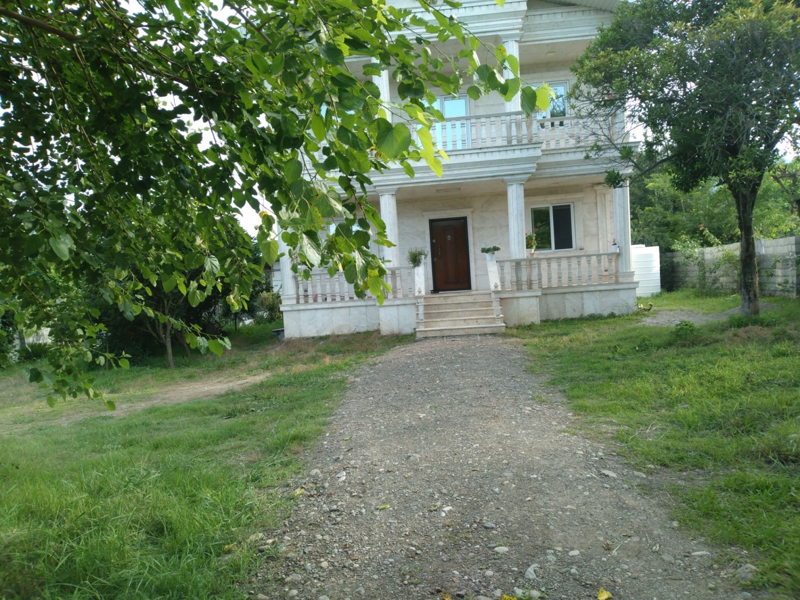 نمای بیرونی ویلا