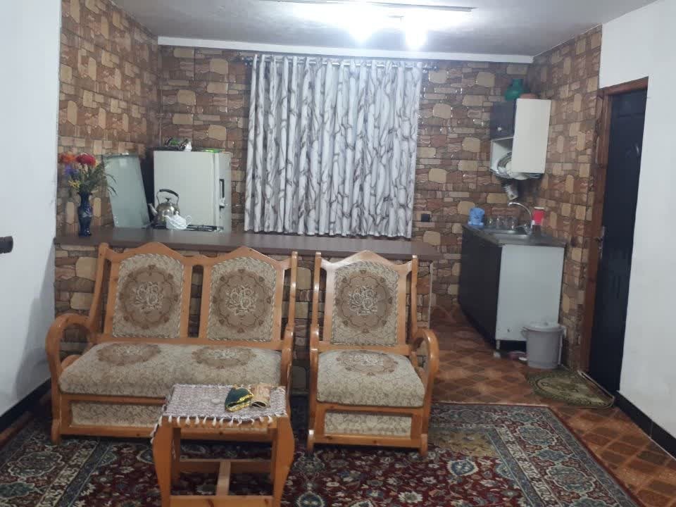 اتاق پذیرایی پایین