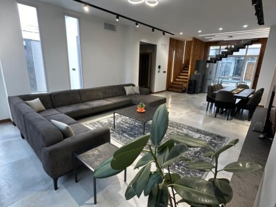 ویلای مدرن سه خوابه استخردار آب گرم