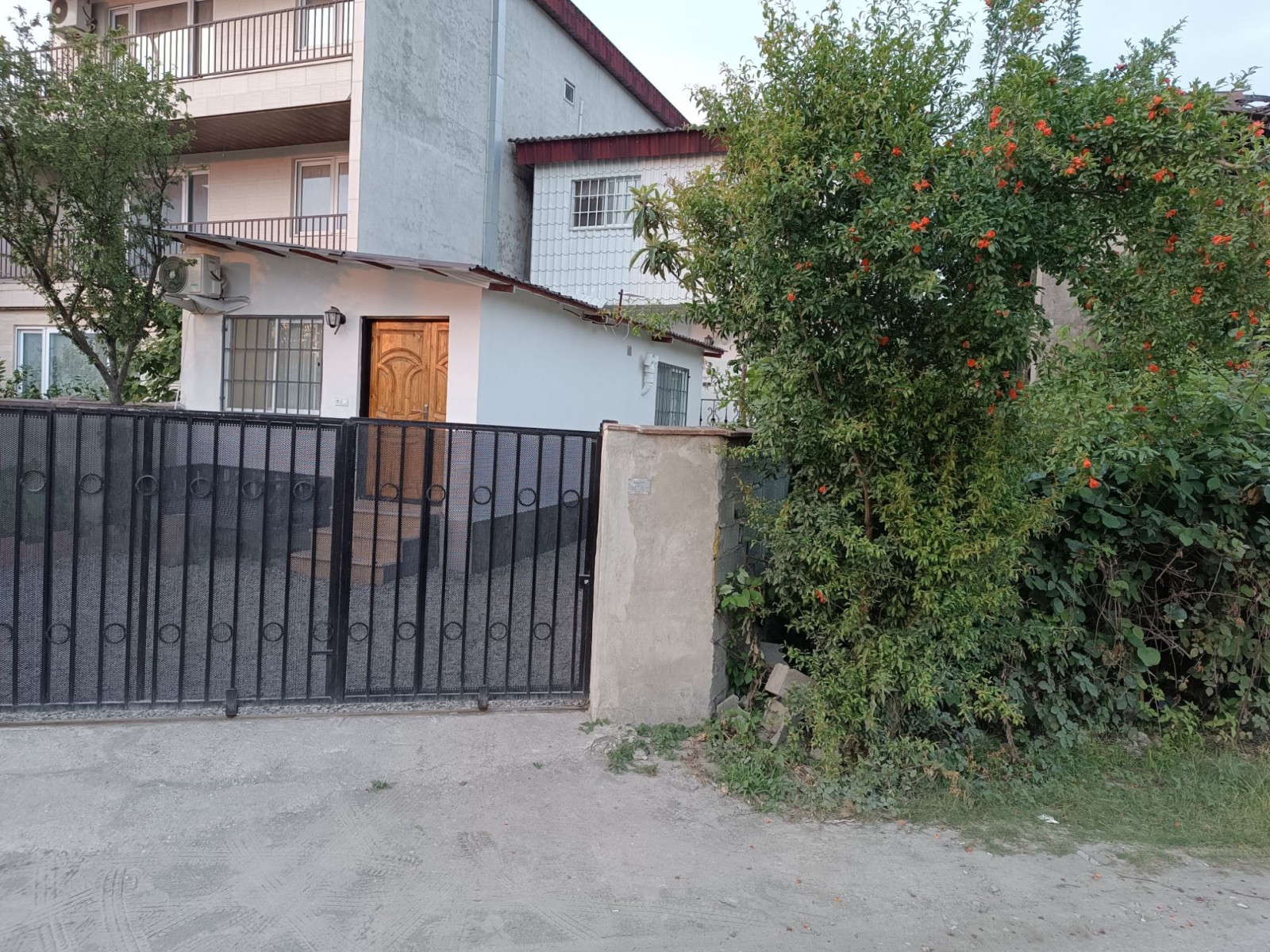 نمای بیرونی ساختمان نمای بیرونی ساختمان