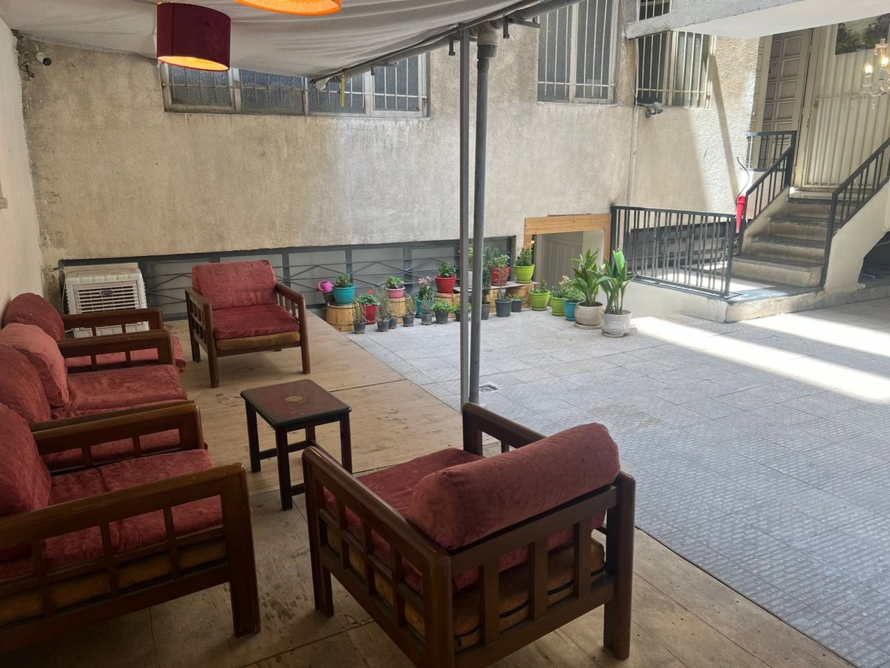 حیاط