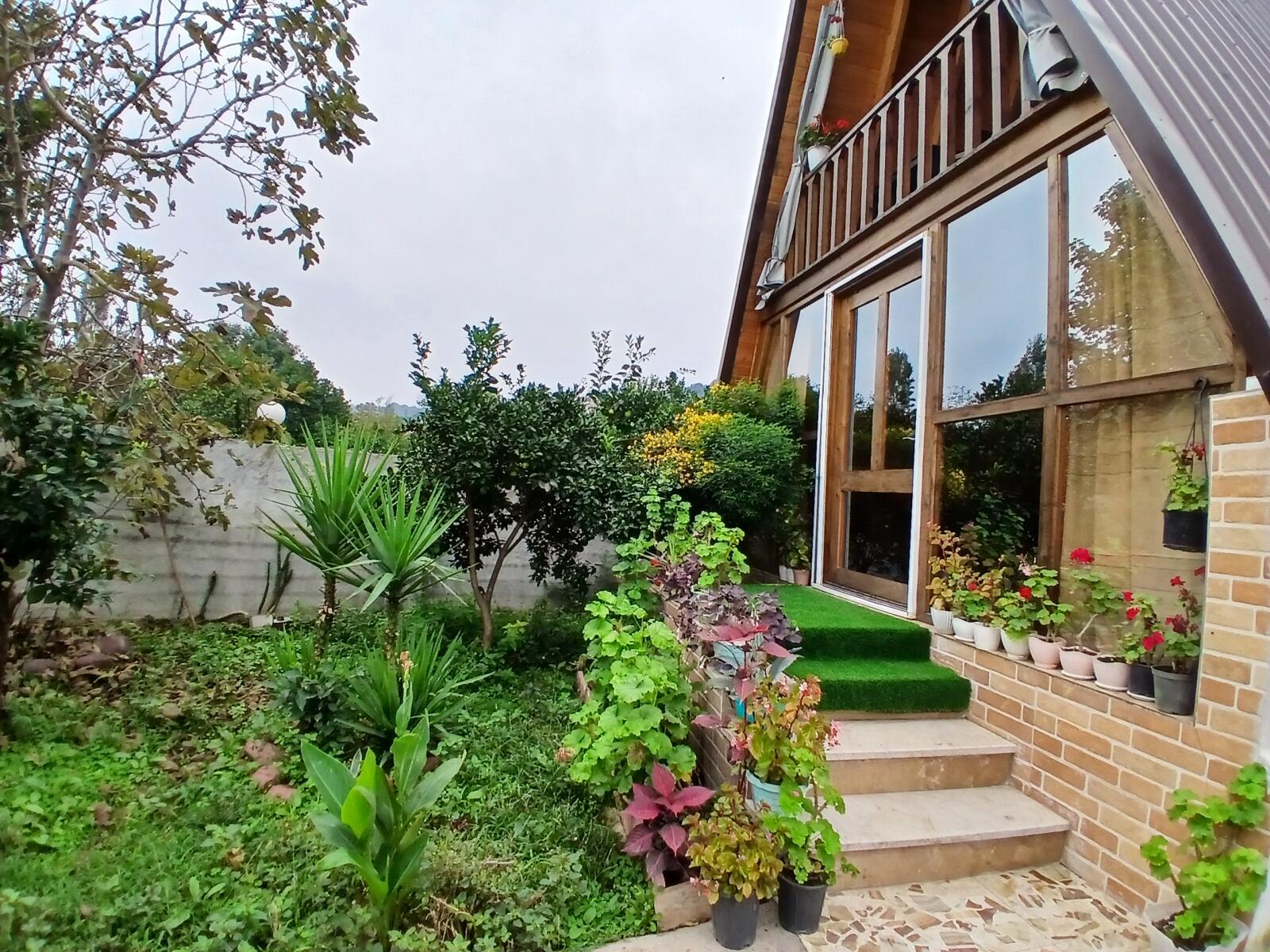 نمای بیرونی اقامتگاه نمای بیرونی اقامتگاه