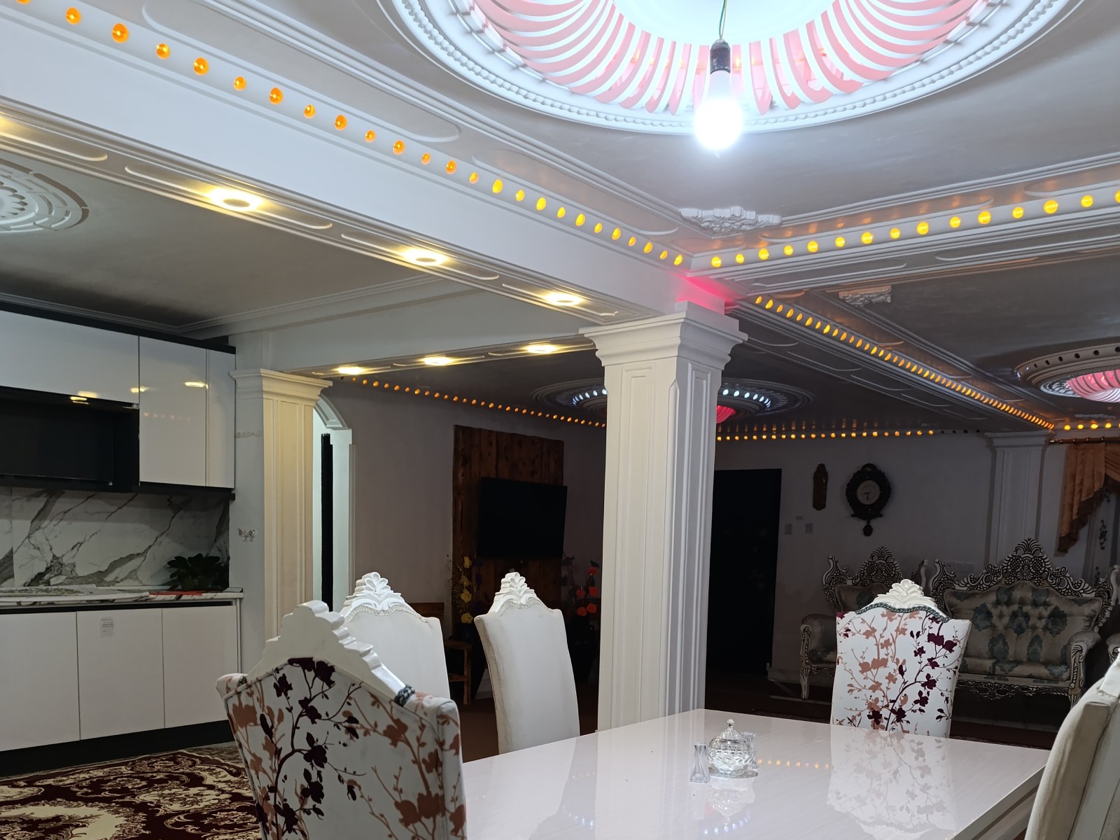 اتاق پذیرایی