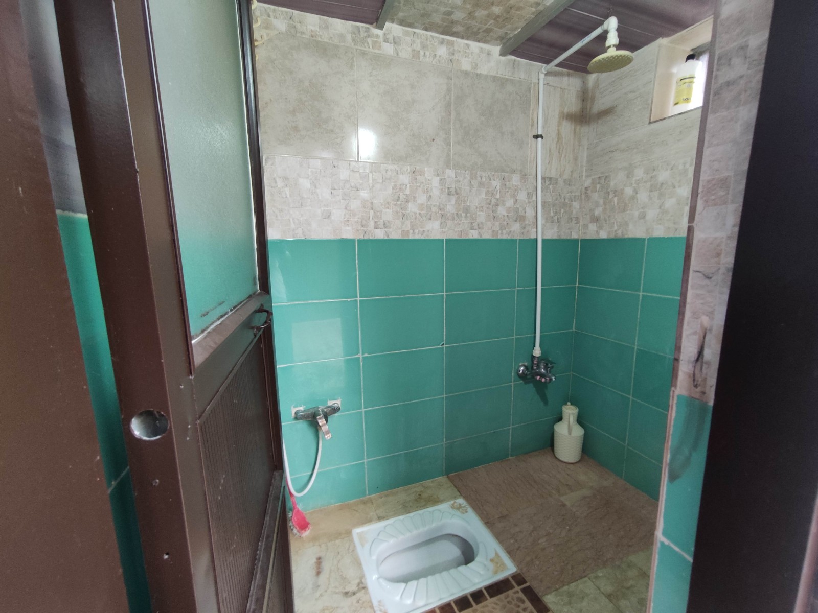 سرویس بهداشتی ودوش