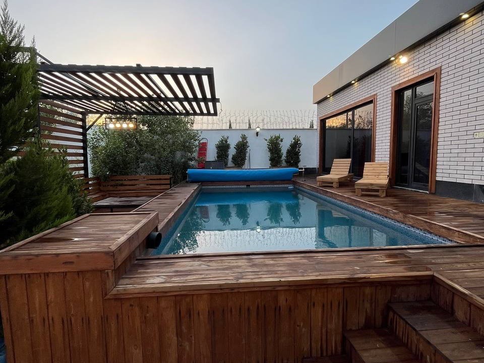 نمای بیرونی ساختمان