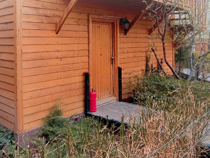 نمای بیرونی ساختمان