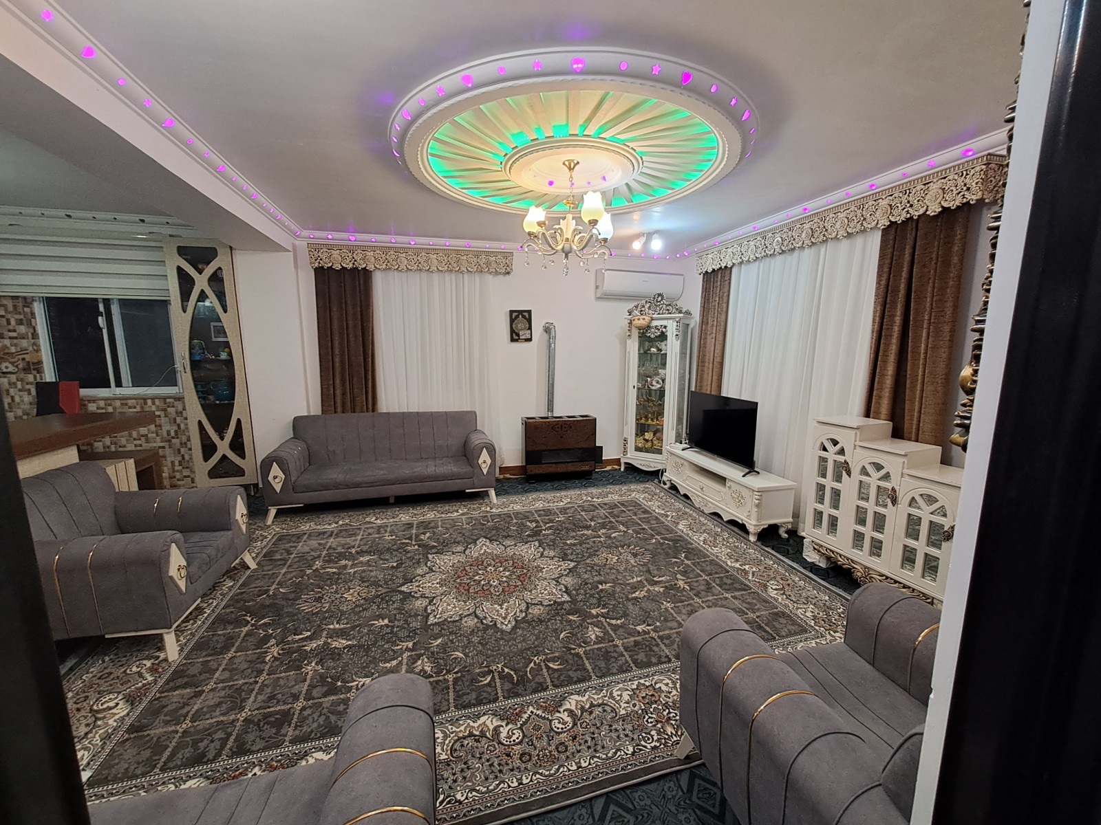 اتاق پذیرایی