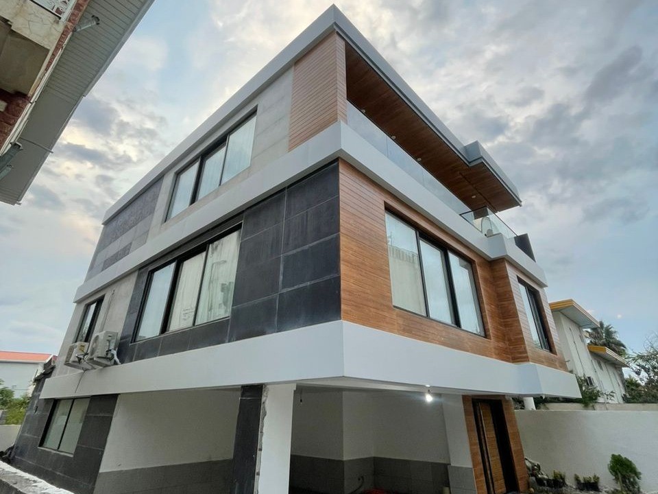 نمای بیرونی ساختمان نمای بیرونی ساختمان